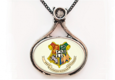 "Hogwards Harry Potter" Pendant