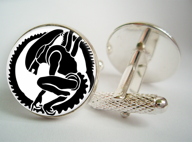 Contoured Edition Oakmont Cufflinks Space Alien Cufflinks UFO Flying Saucer Cuff Links Contoured Edition Oakmont Cufflinks Space Alien Cufflinks UFO Flying Saucer Cuff Links